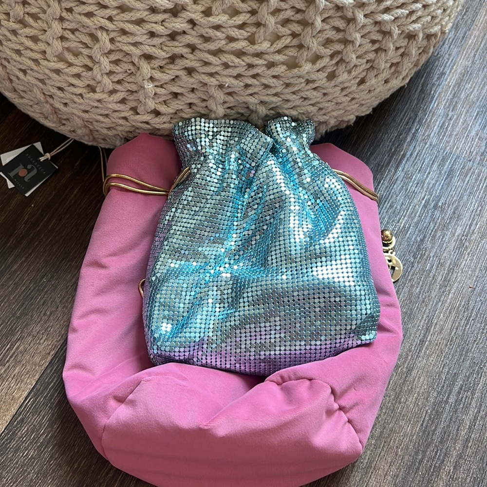 Selene Mesh Light Blue - Picture 1 of 9